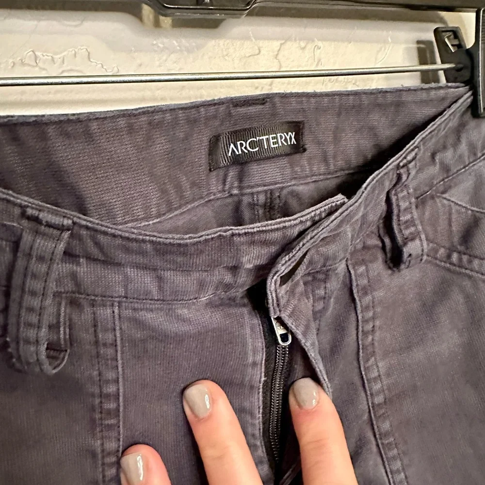 Arc’Teryx Pants Camden Chino Lightweight Outdoor Hiking Style GRAY SZ 6 - Picture 5 of 16